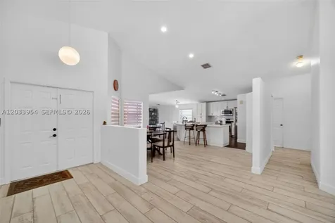685 SW 198th Terrace Pembroke Pines FL 33029