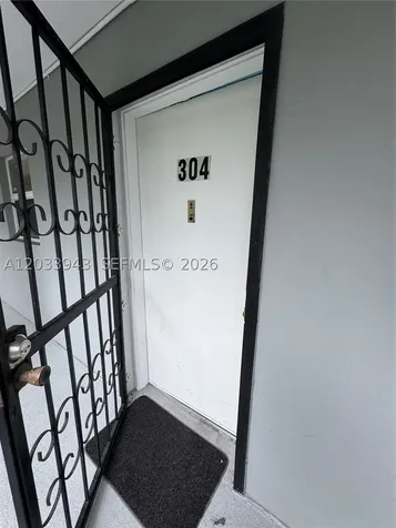 645 NE 121st Street North Miami FL 33161