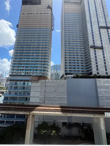 690 SW 1st Court Miami FL 33130