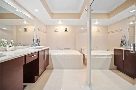 19101 NE 36th Court Aventura FL 33180