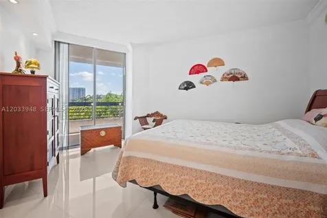 19101 NE 36th Court Aventura FL 33180