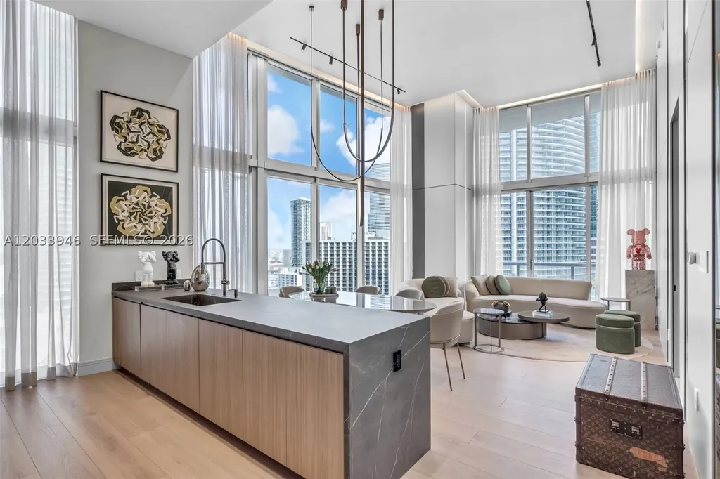 475 Brickell Avenue Miami FL 33131