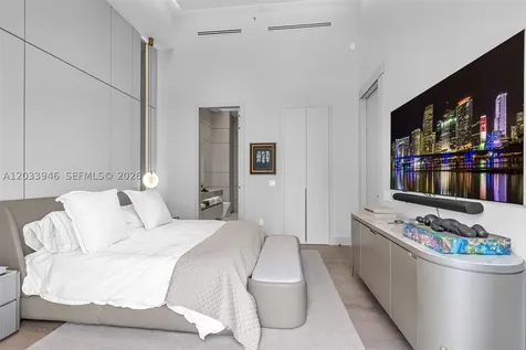 475 Brickell Avenue Miami FL 33131