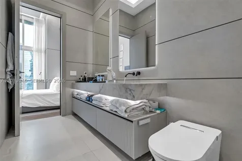 475 Brickell Avenue Miami FL 33131