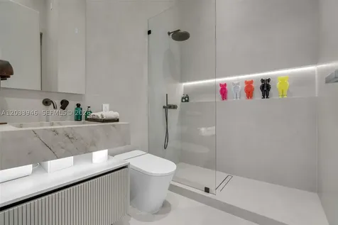 475 Brickell Avenue Miami FL 33131
