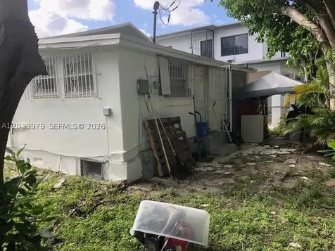 3314 NW 9th Court Miami FL 33127