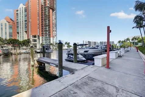 3340 NE 190th Street Aventura FL 33180