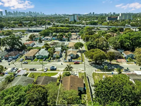 1243 NW 42nd Street Miami FL 33142