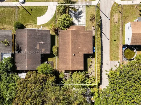 1243 NW 42nd Street Miami FL 33142