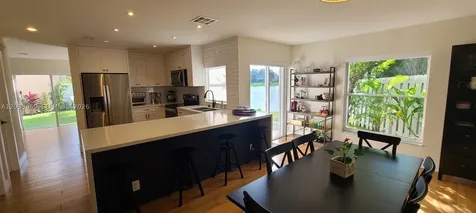 320 SW 99th Avenue Pembroke Pines FL 33025