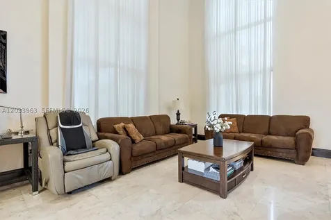 18825 N Bay Road Sunny Isles Beach FL 33160