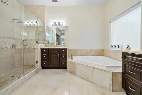 18825 N Bay Road Sunny Isles Beach FL 33160