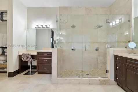 18825 N Bay Road Sunny Isles Beach FL 33160