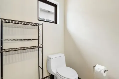 18825 N Bay Road Sunny Isles Beach FL 33160