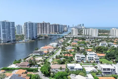 18825 N Bay Road Sunny Isles Beach FL 33160