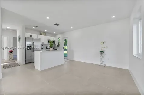 1044 NE 4th Avenue Homestead FL 33030