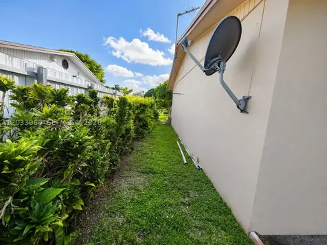 7241 SW 130th Avenue Miami FL 33183