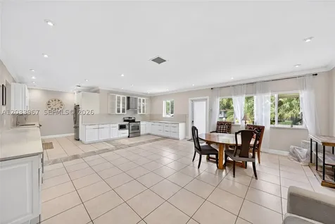 8250 SW 118th Terrace Miami FL 33156