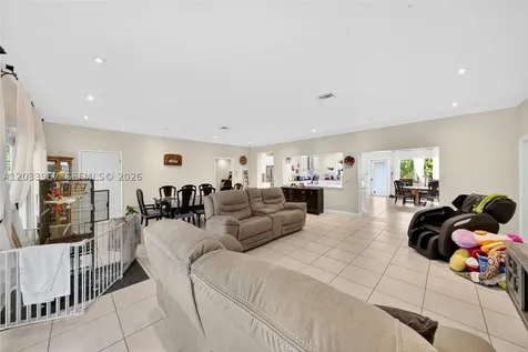 8250 SW 118th Terrace Miami FL 33156