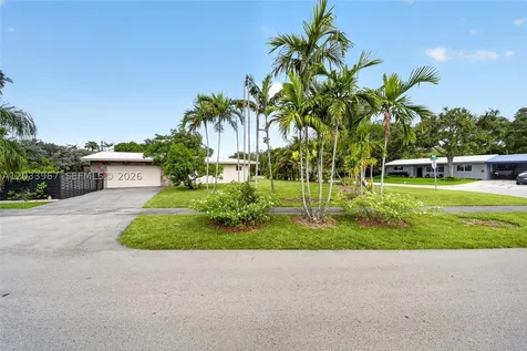 8250 SW 118th Terrace Miami FL 33156