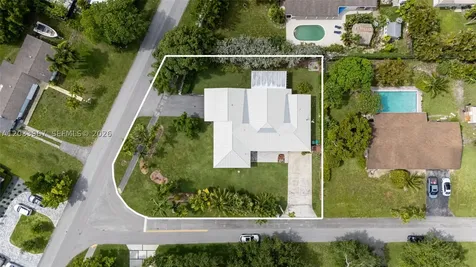 8250 SW 118th Terrace Miami FL 33156