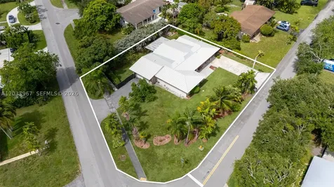 8250 SW 118th Terrace Miami FL 33156