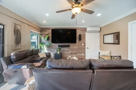 1760 NW 12th Avenue Homestead FL 33030