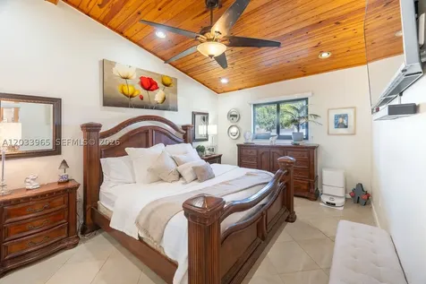 1760 NW 12th Avenue Homestead FL 33030
