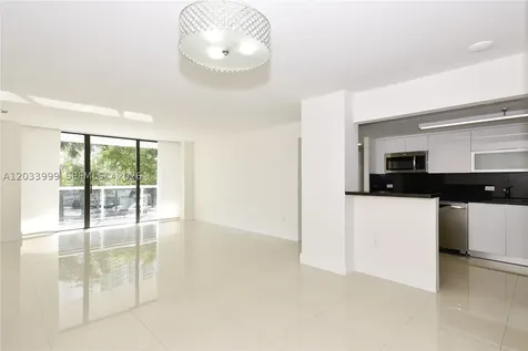 20505 E Country Club Drive Aventura FL 33180