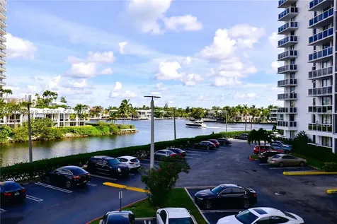 20505 E Country Club Drive Aventura FL 33180