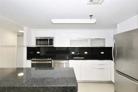20505 E Country Club Drive Aventura FL 33180