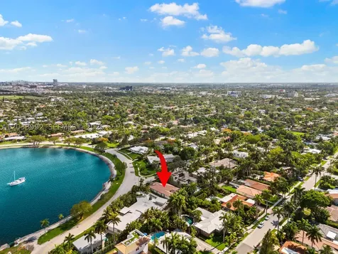 1223 Jackson Street Hollywood FL 33019