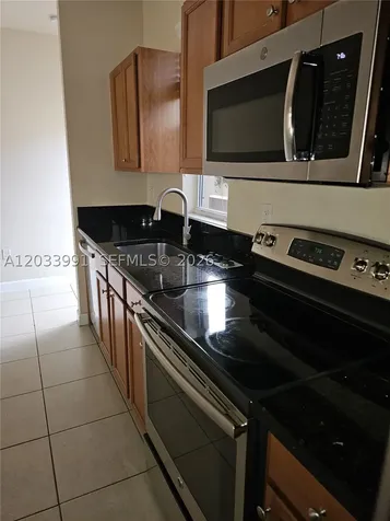 17066 SW 95th Terrace Miami FL 33196