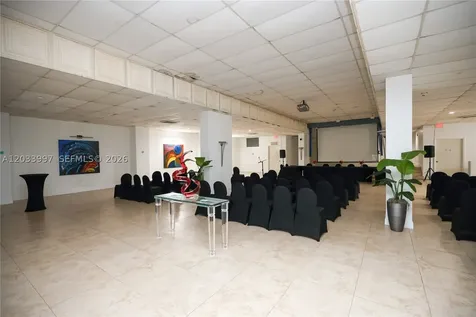 7135 Collins Avenue Miami Beach FL 33141