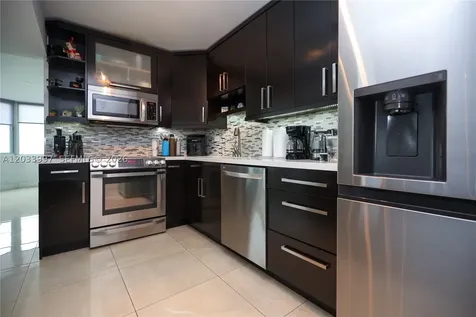 7135 Collins Avenue Miami Beach FL 33141