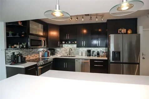 7135 Collins Avenue Miami Beach FL 33141