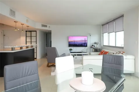 7135 Collins Avenue Miami Beach FL 33141