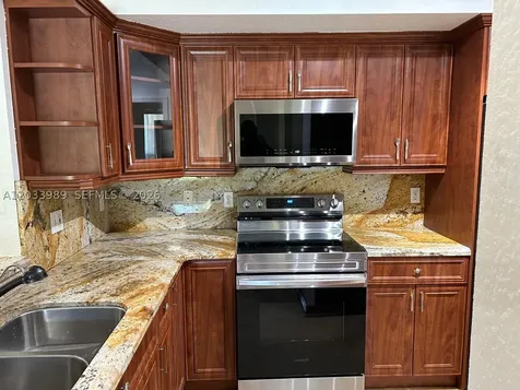 2516 Centergate Drive Miramar FL 33025