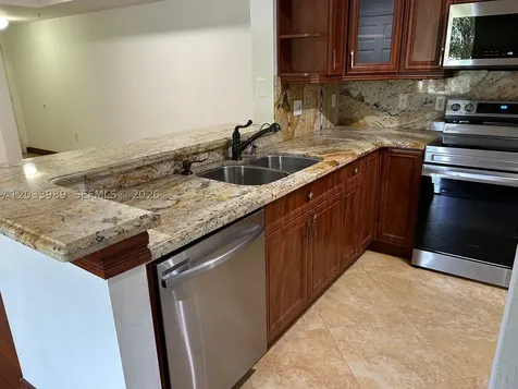 2516 Centergate Drive Miramar FL 33025