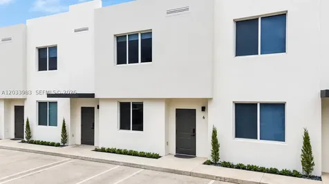 171 NW 158th Street Miami FL 33169