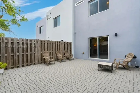 171 NW 158th Street Miami FL 33169