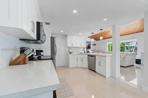 9780 SW 19th Street Miami FL 33165