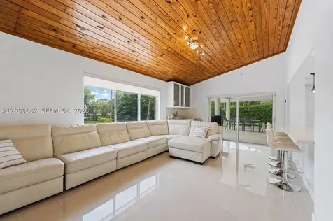 9780 SW 19th Street Miami FL 33165