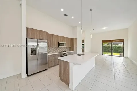 7635 NW 103rd Place Doral FL 33178