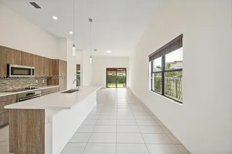 7635 NW 103rd Place Doral FL 33178