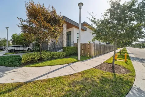7635 NW 103rd Place Doral FL 33178