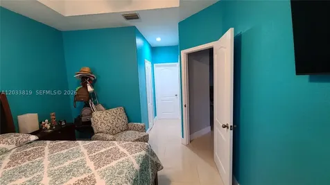 886 SW 149th Court Miami FL 33194