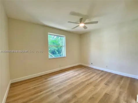 2694 Oakmont Weston FL 33332