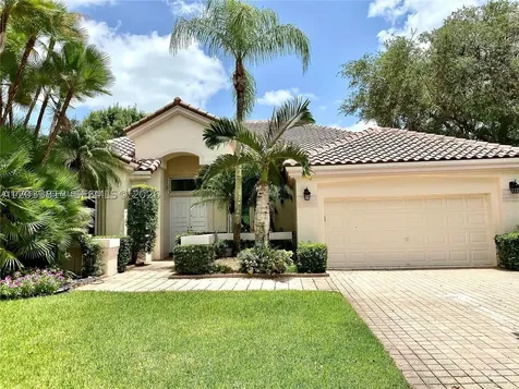 2694 Oakmont Weston FL 33332