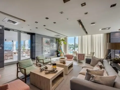 2900 NE 7th Avenue Miami FL 33137